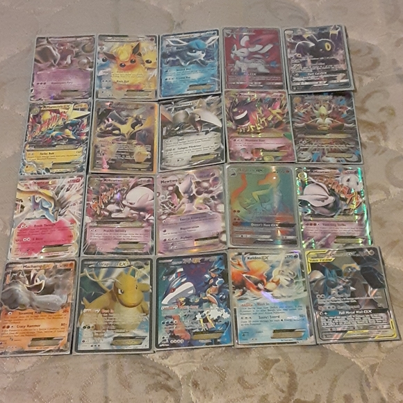 Pokemon cards - Picture 1 of 1